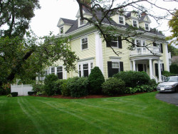 9 Crofton Rd, Newton, MA 02468 exterior