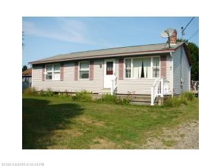 41 Hudson Blvd, Machias, ME 04654 exterior