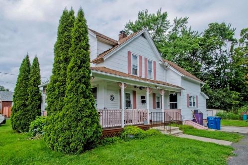 45 Burke Ave, West Springfield, MA 01089 exterior