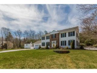 50 Laurel Crest Dr, Brookline, NH 03033 exterior