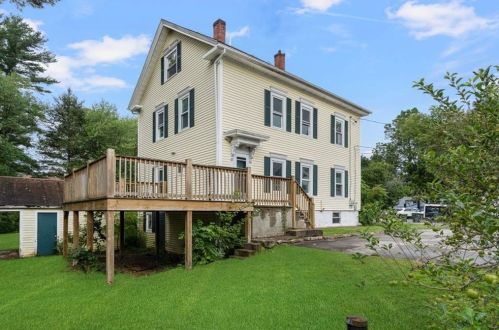 20 Pine St, Pascoag, RI 02859 exterior
