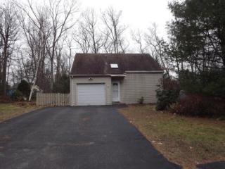7 Deacon Dr, Nashua, NH 03063 exterior