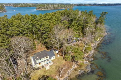 314 Oak Ledge Rd, South Harpswell, ME 04079 exterior