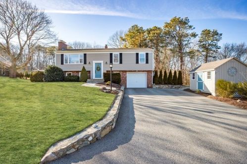 5 Kenwood Dr, Plymouth, MA 02360 exterior