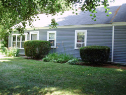 21 Callahan Path, Newton, MA 02459 exterior