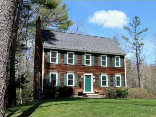 7 Chapman Way, Kensington, NH 03833 exterior