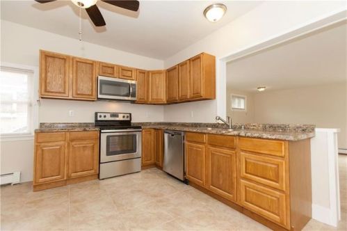 228 Laban St, Providence, RI 02909 exterior