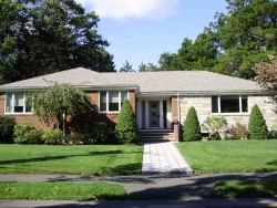 85 Ruane Rd, Newton, MA 02465 exterior