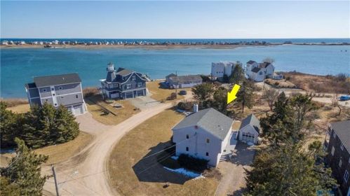 7 Shell Dr, Westerly, RI 02891 exterior