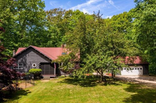 19 Seavey Rd, Danville, NH 03819 exterior