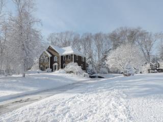 7 Juniper Ln, Hampton, NH 03842 exterior