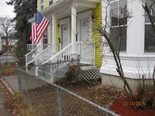 29 Academy St, Rochester, NH 03867 exterior