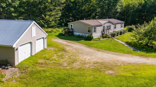 251 John Hodgdon Rd, Ossipee, NH 03864 exterior