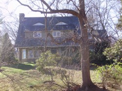 14 Eliot Memorial Rd, Newton, MA 02458 exterior
