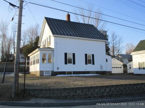 539 Franklin St, Rumford-Center, ME 04276 exterior