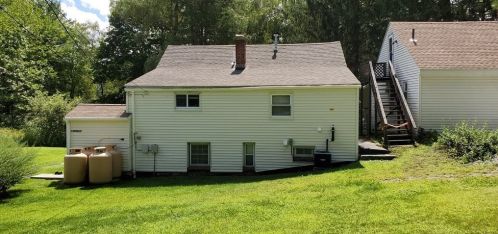 140 Paxton St, Leicester, MA 01524 exterior