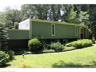 207 Ames Hollow Rd, Portland, CT 06480 exterior