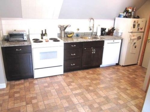 574 Hyde Park Ave, Roxbury-Xing, MA 02131 exterior