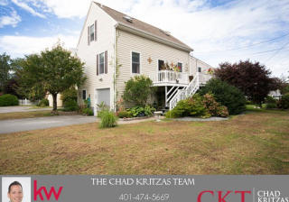 24 Raynham Ave, Portsmouth, RI 02871 exterior