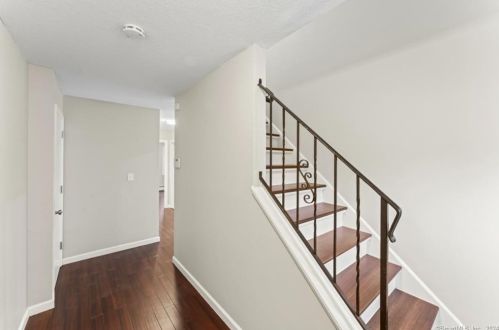 13 Linden St, Norwalk, CT 06851 exterior