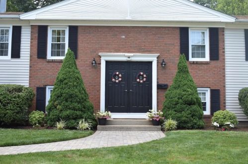 99 Haley Rd, Warwick, RI 02889 exterior