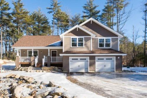 26 Kent Locke Cir, Alton, NH 03809 exterior