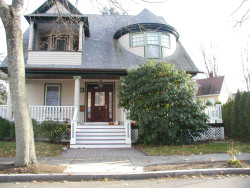 202 Auburndale Ave, Newton, MA 02466 exterior