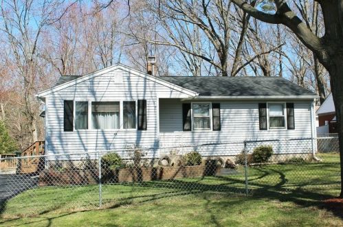 48 Bexhill St, Springfield, MA 01119 exterior