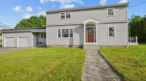 35 Dion Ave, Tiverton, RI 02878 exterior