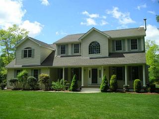 3 Aster Ln, Scituate, RI 02831 exterior