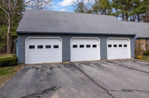 44 Ward Cir, Brunswick, ME 04011 exterior