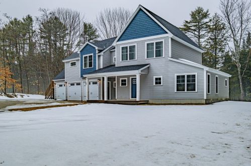 42 Hillside Rd, Brunswick, ME 04011 exterior