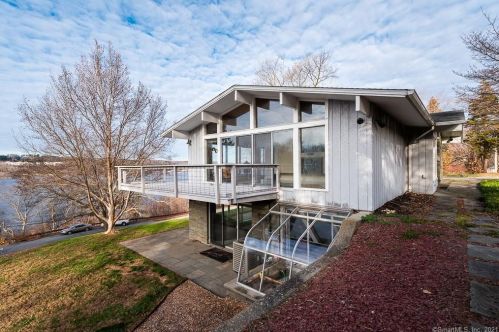 83 Fulton Dr, Groton, CT 06340 exterior