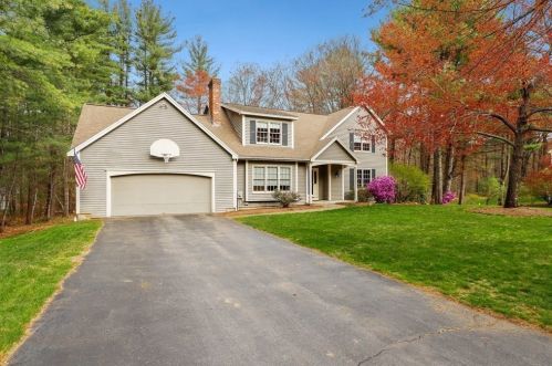 167 Tamarack Ln, Acton, MA 01719 exterior