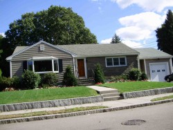 116 Lexington St, Newton, MA 02466 exterior