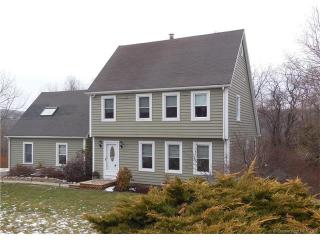 5 Ridgeview Ter, Brookfield Center, CT 06804 exterior