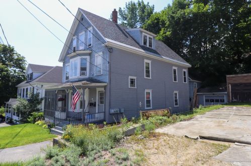 117 Penobscot St, Rumford Center, ME 04276 exterior