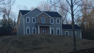 28 Bissonnette Cir, Southampton, MA 01073 exterior