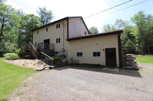 18 Pine Meadow Ct, North Berwick, ME 03906 exterior