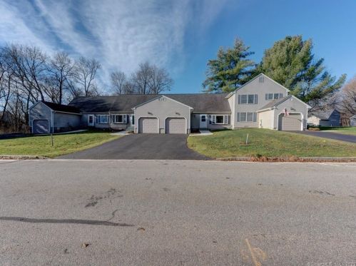116 Deer Run Trl, Manchester, CT 06042 exterior