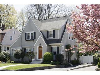 16 Roosevelt St, Norwalk, CT 06851 exterior