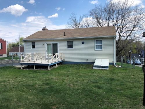 15 Viele Ave, Worcester, MA 01605 exterior