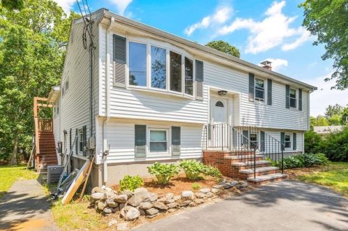 42 Christina Ave, Billerica, MA 01821 exterior