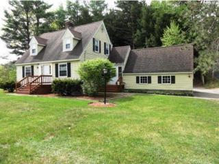 15 Pineridge St, Goffstown, NH 03045 exterior