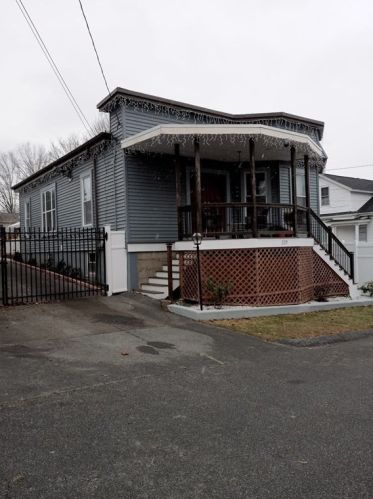 229 Dwelly St, Fall River, MA 02724 exterior