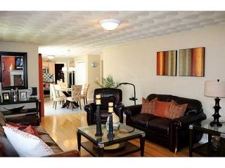 12 Edwards Dr, Hopkinton, RI 02804 exterior