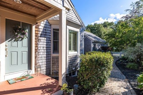 25 Rigsdale Way, Plymouth, MA 02360 exterior