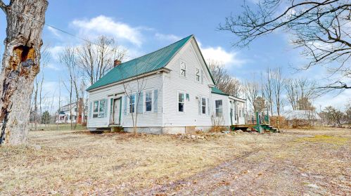 2748 Hallowell Rd, Litchfield, ME 04350 exterior