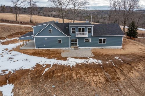 85 Lockes Hill Rd, Epsom, NH 03234 exterior