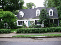 6 Colgate Cir, Newton, MA 02462 exterior